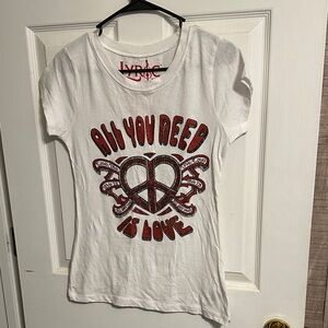 White Graphic Tee - Short Sleeve